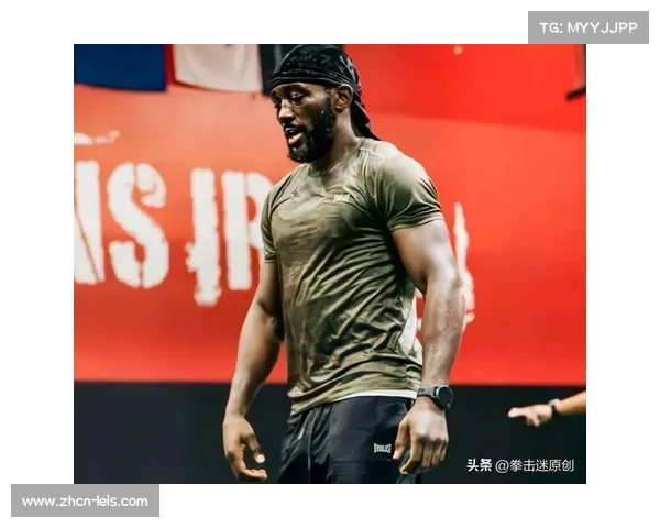 克劳福德成功统一超轻量级与次中量级四大拳击组织的传奇之路 克劳福德成功统一超轻量级与次中量级四大拳击组织的传奇之路