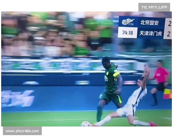 中超联赛VAR判罚再成焦点 多场比赛争议频发引球迷热议 中超联赛VAR判罚再成焦点 多场比赛争议频发引球迷热议